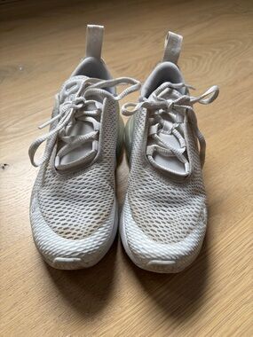 Nike Air Max 270 White Size 13C